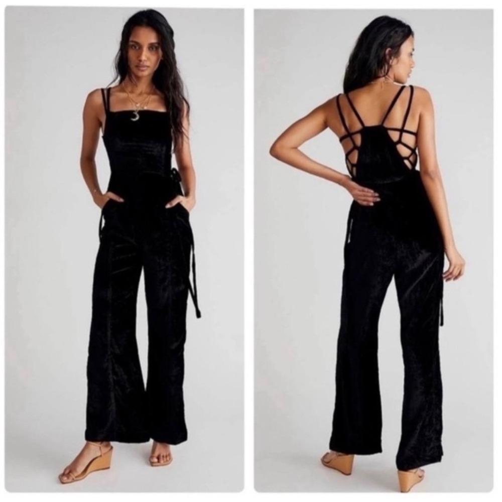 Free People Jumpsuit 90s Forever Women XS Black Velvet Strappy Lace Up Wide Leg
